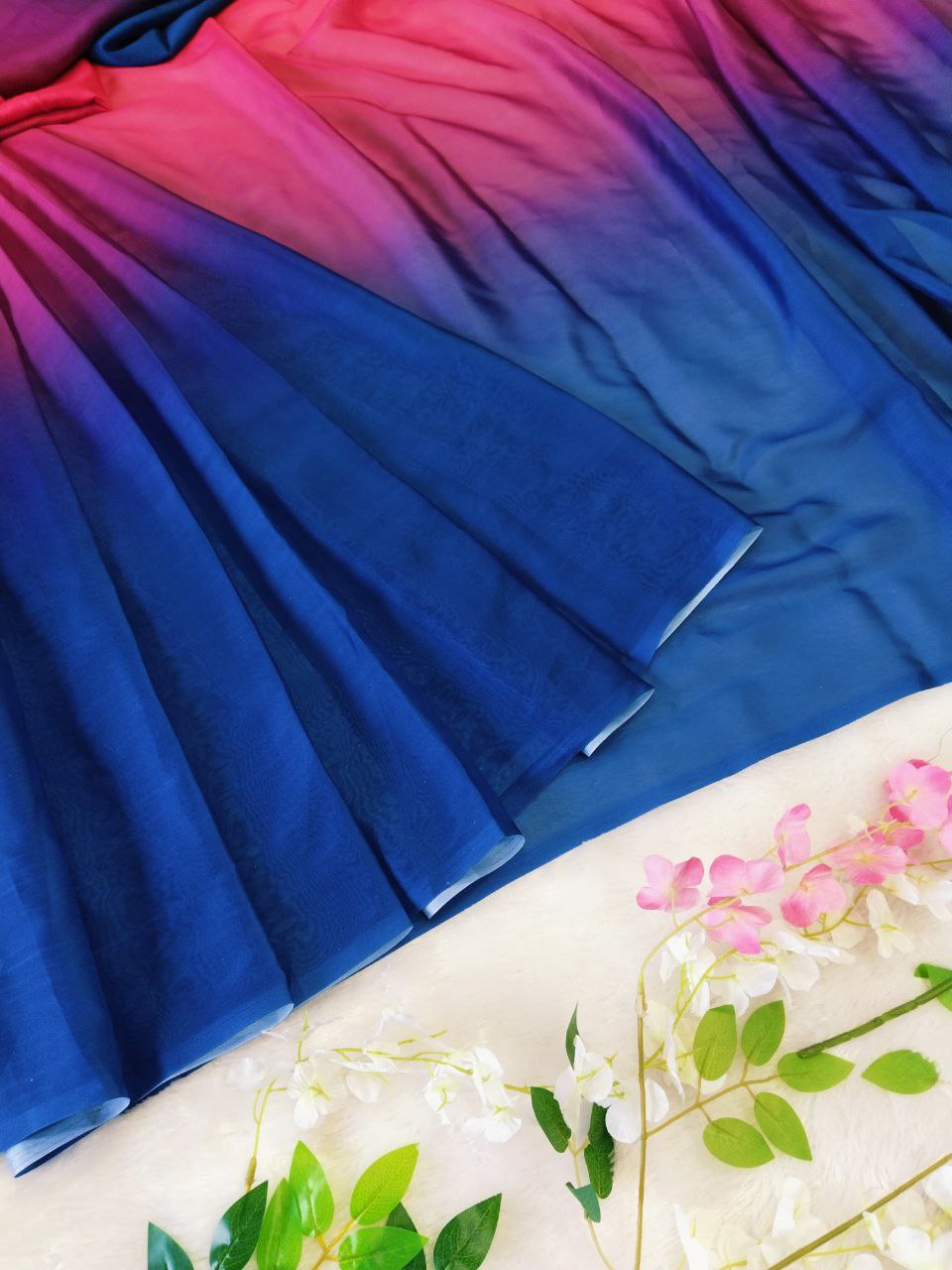 1 - Min Ready To Wear Rangoli Saree With Unstitched Blouse.