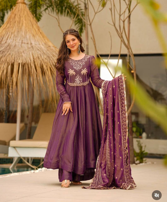 Latest New Designer Wedding Wear Special Gorgeous Outfit.