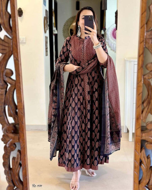 Prettiest New Designer Pure Cotton Printed Outfit.